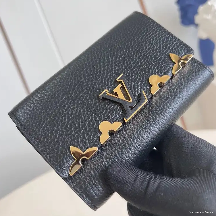 Fashionrepsfam ru LV Bags 2407YA0147 0526